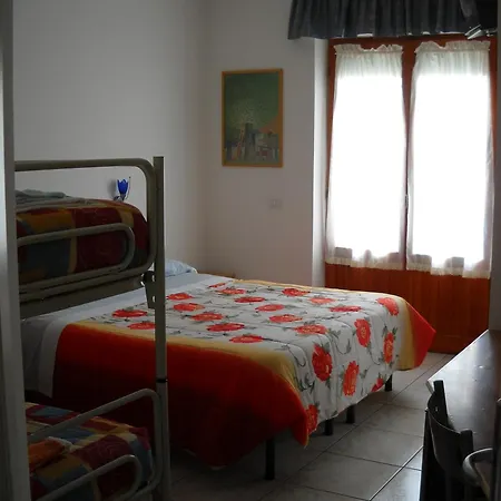 La Playa Hotel 2*