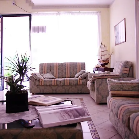 Hotel La Playa 2*